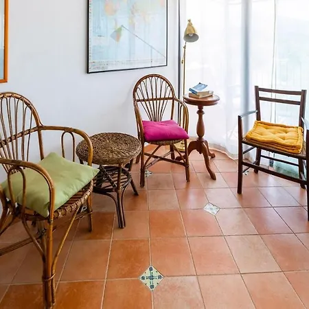 Enchanting Holiday In With Garden