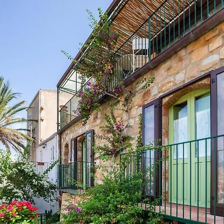 Feriehus Enchanting Holiday In With Garden Cefalù